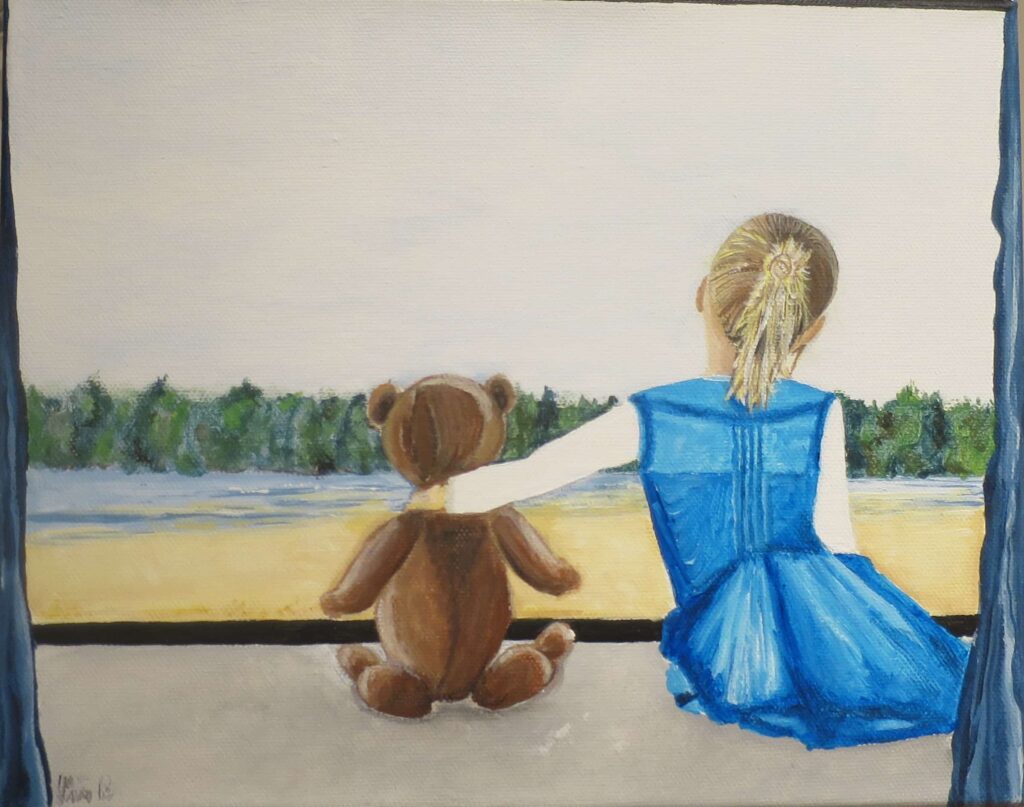 Pige med sin bamse vivi hjort hansen